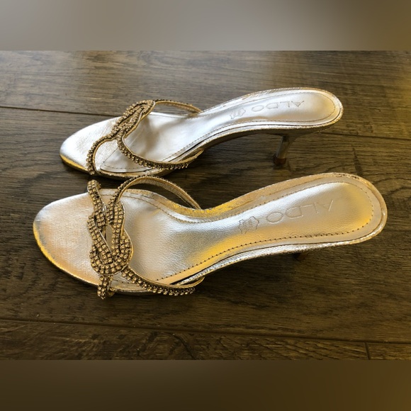 Aldo size 6 silver kitten heels with rhinestones - Picture 5 of 11